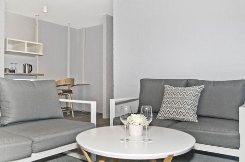 Atrium Hotel Mandurah - Accommodation Redcliffe 22