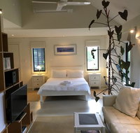 DESIGNER'S STUDIO - Accommodation Redcliffe
