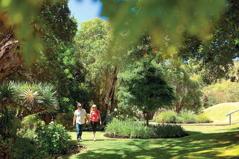 Caves House Hotel & Apartments Yallingup - Accommodation Redcliffe 35