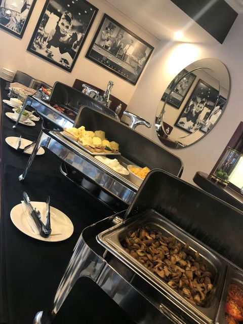 Caves House Hotel & Apartments Yallingup - Accommodation Redcliffe 3