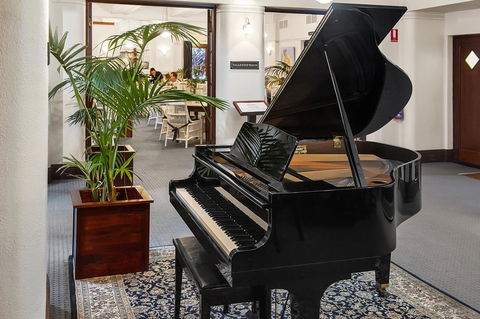 Caves House Hotel & Apartments Yallingup - Accommodation Redcliffe 13