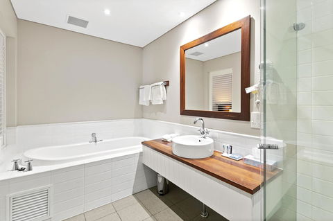 Caves House Hotel & Apartments Yallingup - Accommodation Redcliffe 17