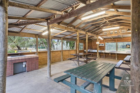 Gracetown Caravan Park - Accommodation Redcliffe 2