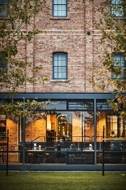 The Premier Mill Hotel - Accommodation Redcliffe 16