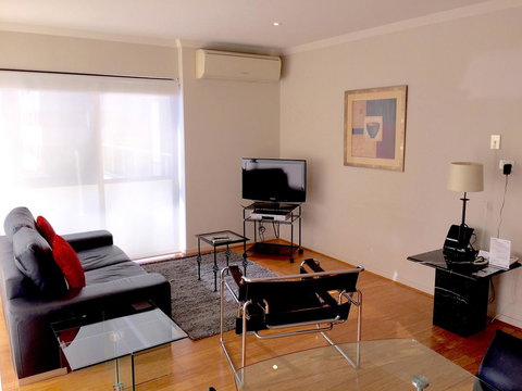 Outram Apartment 25 - Accommodation Redcliffe 8