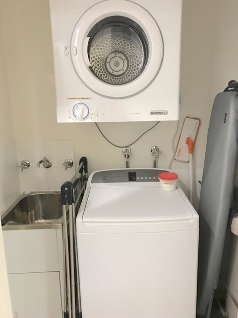 Arcus Apartment - Accommodation Redcliffe 13