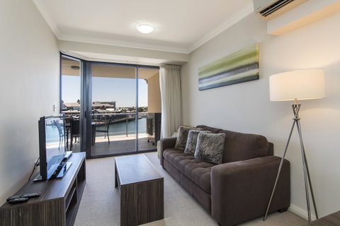 Dolphin Quay Apartments - Accommodation Redcliffe 32