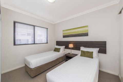 Dolphin Quay Apartments - Accommodation Redcliffe 39