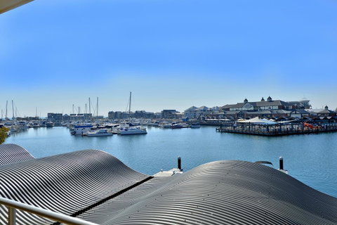 Dolphin Quay Apartments - Accommodation Redcliffe 13