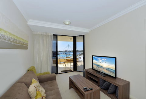 Dolphin Quay Apartments - Accommodation Redcliffe 10