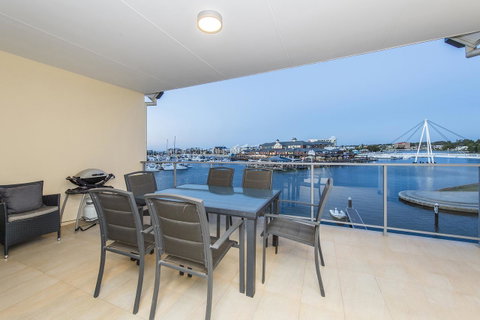 Dolphin Quay Apartments - Accommodation Redcliffe 22
