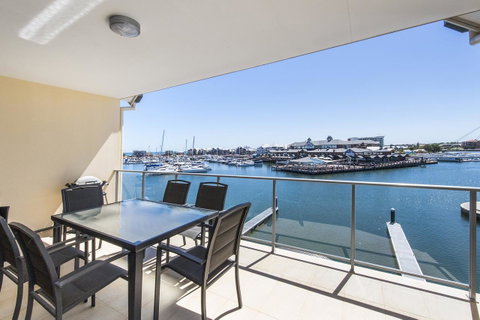 Dolphin Quay Apartments - Accommodation Redcliffe 36