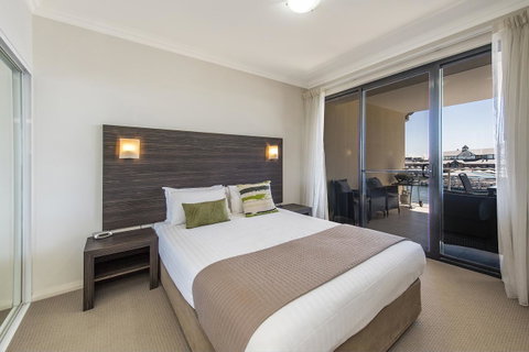 Dolphin Quay Apartments - Accommodation Redcliffe 30