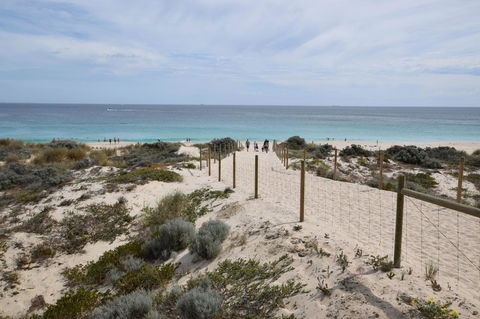 Sandcastles Beachfront Luxury Retreat Apartment - Accommodation Redcliffe 28