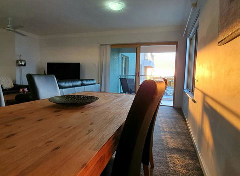 Sandcastles Beachfront Luxury Retreat Apartment - Accommodation Redcliffe 24