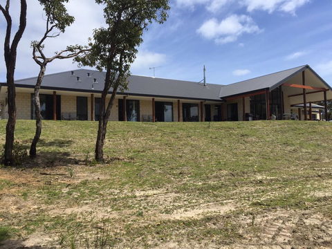 Eagle Bay House - Accommodation Redcliffe 12
