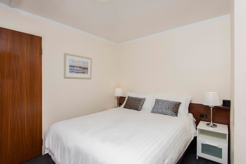 Trinity On Hampden - Accommodation Redcliffe 0