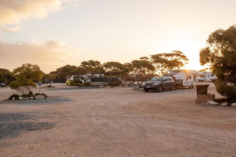 EUCLA MOTOR HOTEL - Accommodation Redcliffe 28