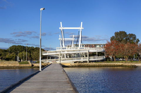 Como Executive Apartment - Accommodation Redcliffe 25
