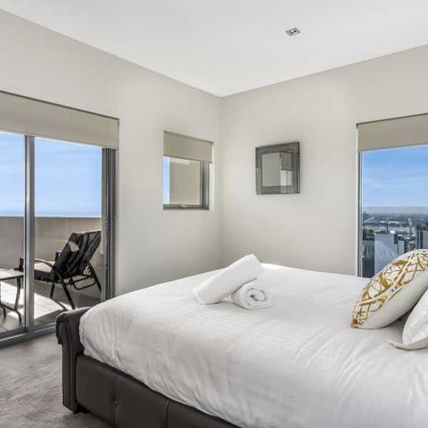 Astra Apartments Perth CBD - Accommodation Redcliffe 5