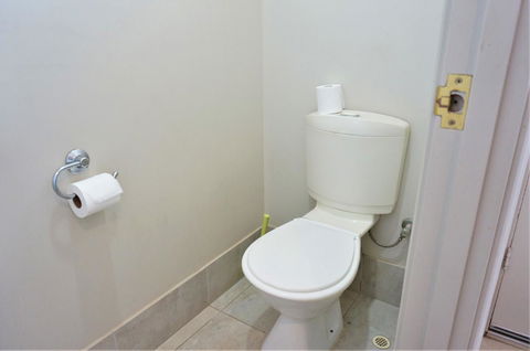 9 Krait Street - Perfect For Large Groups Or Families Alike - Accommodation Redcliffe 17