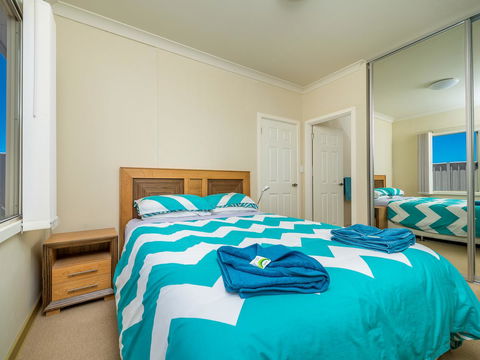 Seafront Unit 60 - Accommodation Redcliffe 0