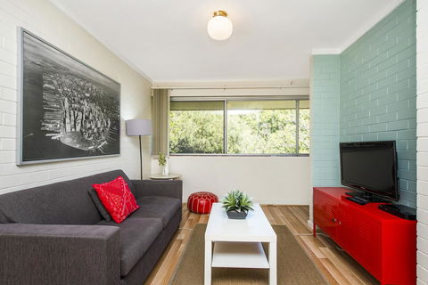 Rosalie 46 - Accommodation Redcliffe 4