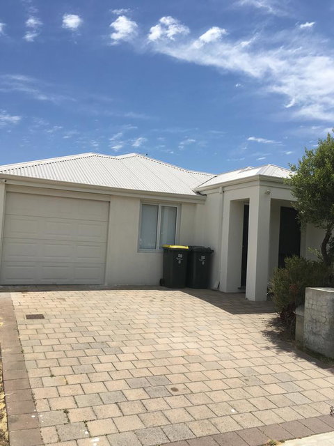 Shiraz Heights - Accommodation Redcliffe 8