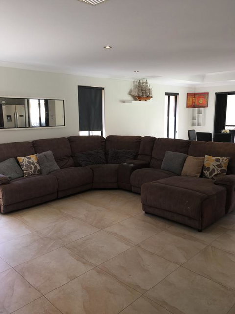 Shiraz Heights - Accommodation Redcliffe 0