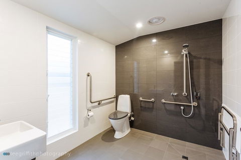 Stablebase - Accommodation Redcliffe 14