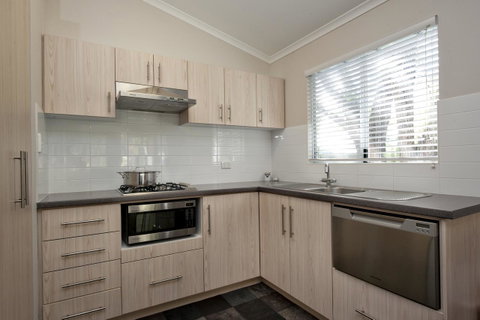 Mandalay Holiday Resort And Tourist Park - Accommodation Redcliffe 28
