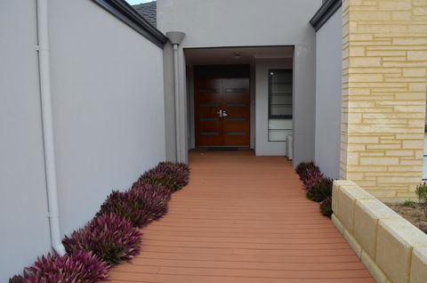Ellard Bed & Breakfast - Accommodation Redcliffe 16