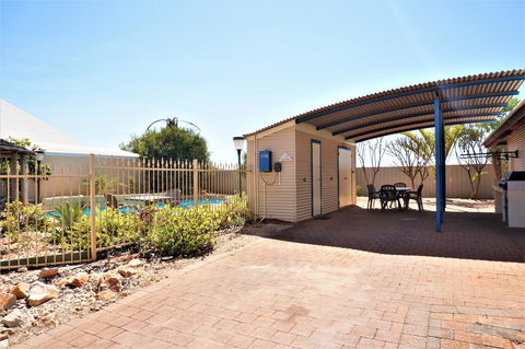Osprey Holiday Village Unit 108 - Accommodation Redcliffe 17