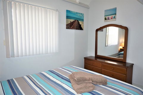 Osprey Holiday Village Unit 108 - Accommodation Redcliffe 7