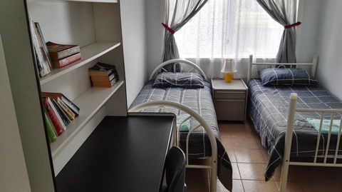 Affordable Inn - Accommodation Redcliffe 5