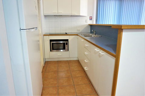 Osprey Holiday Village Unit 118 - Accommodation Redcliffe 6