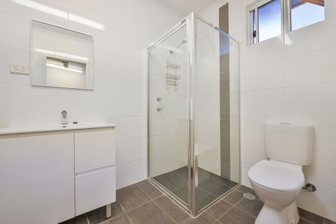 Getaway Villas Unit 384 - Accommodation Redcliffe 8