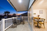 Book North Beach Accommodation Vacations Accommodation Redcliffe Accommodation Redcliffe