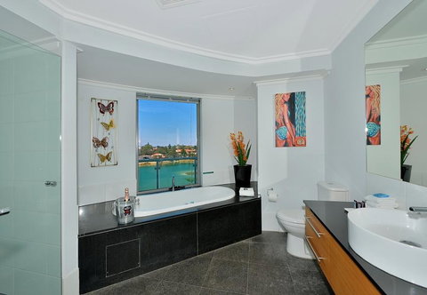 A 406 FANTASTIC OCEAN BEACH And MARINA VIEW APT - MANDURAH - Accommodation Redcliffe 30