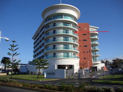 A 406 FANTASTIC OCEAN BEACH And MARINA VIEW APT - MANDURAH - Accommodation Redcliffe 26