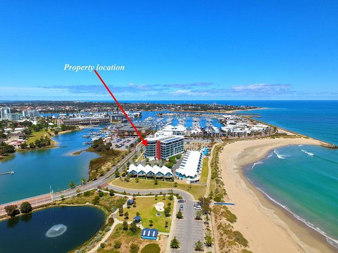 A 406 FANTASTIC OCEAN BEACH And MARINA VIEW APT - MANDURAH - Accommodation Redcliffe 27