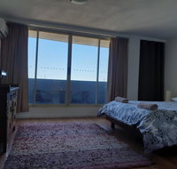Studio 204 with balcony - Accommodation Redcliffe