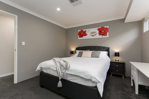 Perth Comfy Stays - Accommodation Redcliffe 29