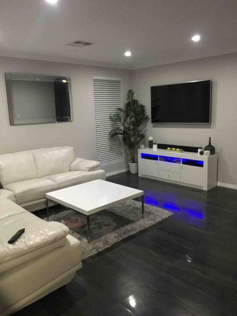 Perth Comfy Stays - Accommodation Redcliffe 6