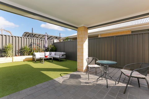 Perth Comfy Stays - Accommodation Redcliffe 12