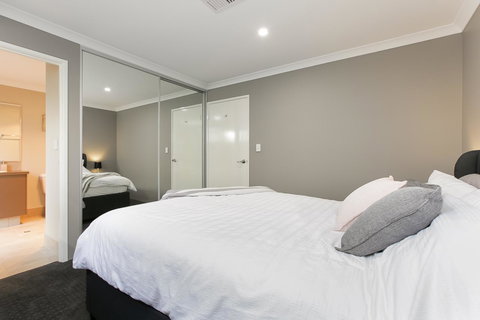 Perth Comfy Stays - Accommodation Redcliffe 25