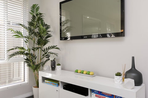 Perth Comfy Stays - Accommodation Redcliffe 1