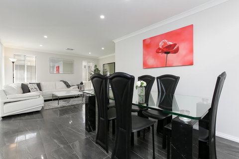 Perth Comfy Stays - Accommodation Redcliffe 19