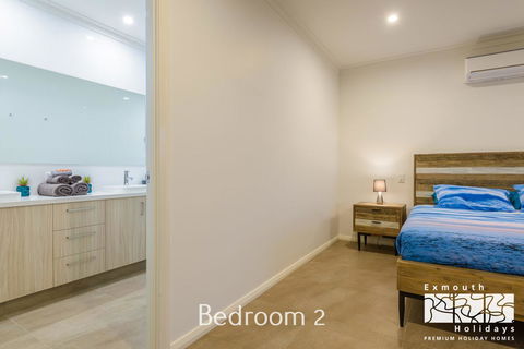 20 Madaffari Drive - Accommodation Redcliffe 10