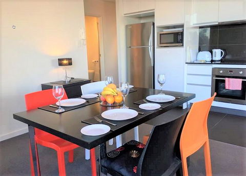 Scene Apartment 11 - Accommodation Redcliffe 2
